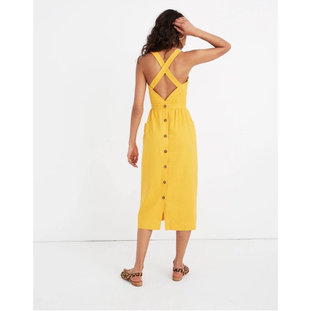 Yellow Sleeveless Button-Back Dress